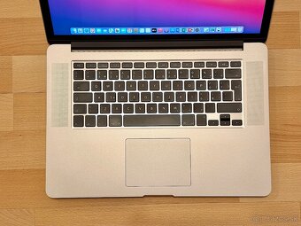 MacBook Pro 15" i7-2GHz,4j/8GB/256GB, TOP STAV - 2