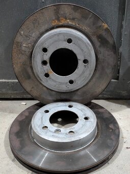 E46 320d, 325i, 323i, 328i kotuce P+Z - 2