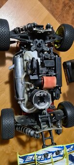 Team Durango Buggy 1/8 - 2