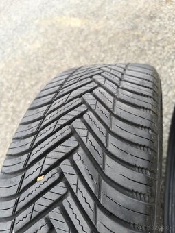 Predám 2 celoročné pneumatiky r.2022 zn.Hankook - 2