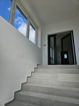 6i rodinný dom - Lehota pod Vtáčnikom - 2