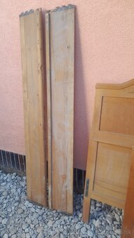 Starožitná drevená posteĺ - 2