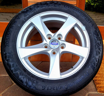 alu R16 5x108, orig. Volvo (pneu Continental 205/55, NOVÉ) - 2