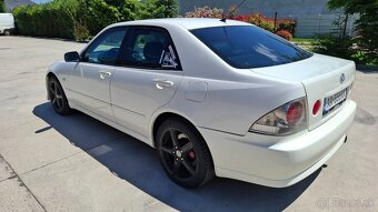Lexus IS200 - 2