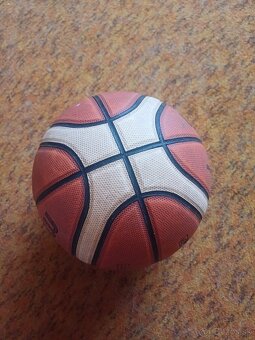 Basketbalová lopta - 2