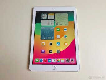 Apple iPad 9.7 Wi-Fi 32GB Silver MR7F2LL/A 6Generácia - 2