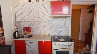 SPEKTRUM REALITY- Na PREDAJ garsónka, 23 m2 s loggiou, okres - 2