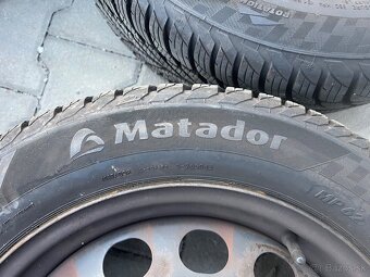 Predám disky 5x112 s celoročnými pneu matador 205/55 R16 - 2