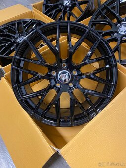 5x112 R18 MAM RS4 Black - 2