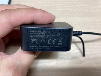 Adaptéry 9V 1A - 2