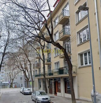 2- izbový byt prerobený na 3- izbový v mestskej časti Staré  - 2