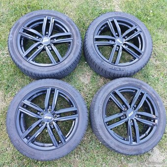 Zimne  peumatiy 225/45 r17 5x112 VW - 2