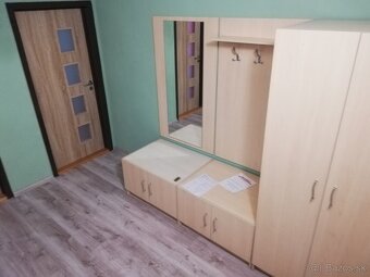 Prenájom veľkého 2-izbového bytu – 70 m² s balkónom - 2