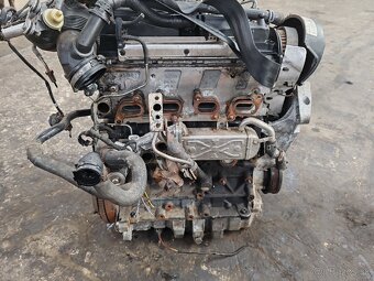 CAY 1.6 TDI motor 77 KW - 2