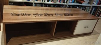 Obývačkova stena - 2