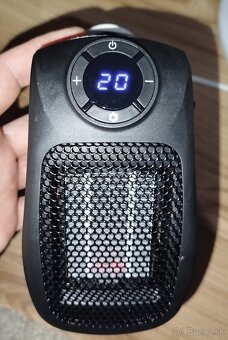 Zásuvkový keramický ohrievač SilverCrest 600W – nový - 2
