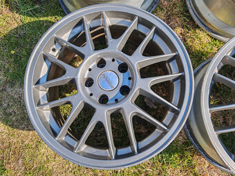 5x112 R17 8J ET35 Original OZ - 2