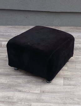 Taburetka čierna. - 2