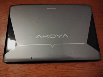 predám notebook MEDION AKOYA E6220 ,WINDOWS 7,bez baterky - 2