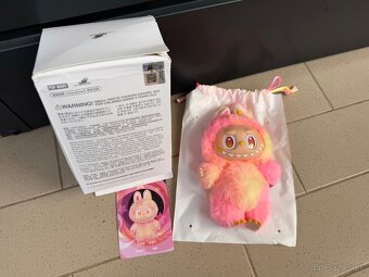 Labubu Big Into Energy - LOYALTY - 2