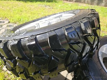 Pneu raptor 215/70 r16 - 2