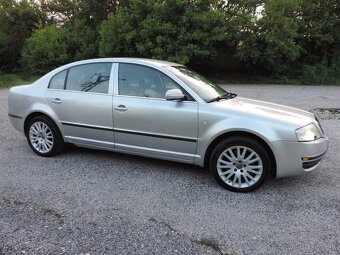 Škoda Superb 2.8 Elegance + LPG - 2