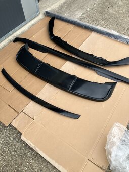 spojlery skoda rapid paket spoiler prahy - 2