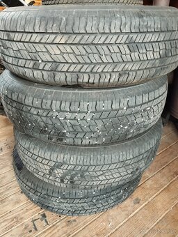 215/70r16 - 2