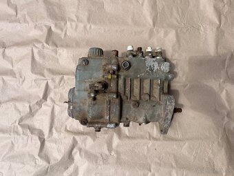 predám vstrekovacie čerpadlo ZETOR 8011 - 2