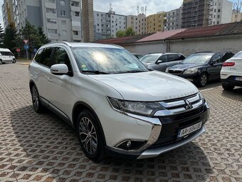 Mitsubishi Outlander 2.2 DI-D Instyle A/T - 2