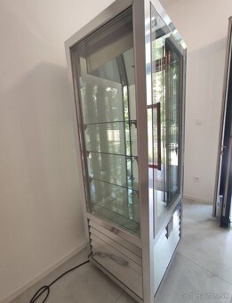 Panoramatická chladiaca a mraziaca vitrína Silfer - 2