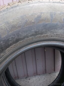 Zimne pneu 205/80 r16 - 2