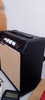 Akustická gitara - 2