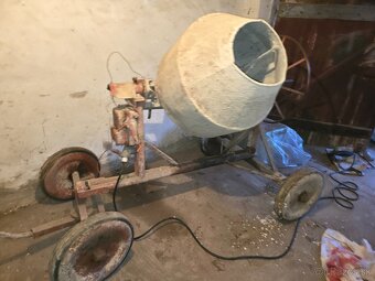 Miešačka na betón - 2