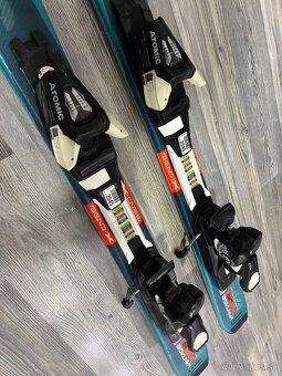 Detské lyže Atomic 100 cm + lyžiarky - 2