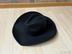Western klobuk - 2