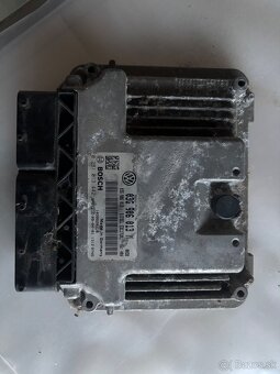 Riadiaca jednotka motora 03G906013M - 2