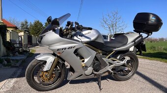 Kawasaki ER-6f 2006 23/52kW - 2