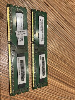 RAM 4GB (4 ks) - 2