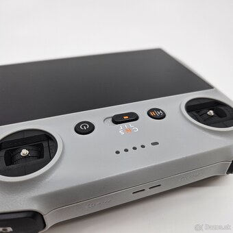 DJI RC (Model RM330) – TOP stav - 2