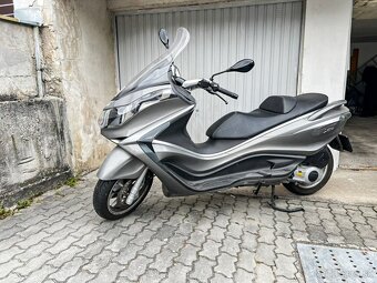 Piaggio X10 125 ABS ASR Executive - 2