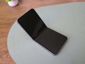 Samsung Galaxy Z Flip 6 256GB Silver Shadow - 2