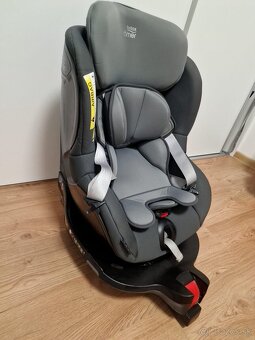 Britax Römer Dualfix Plus 40-105cm Space Black detská autose - 2