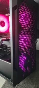 Predám veľmi pekný PC vhodný aj na hry / prácu - TOP stav - 2