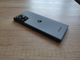 Motorola edge 30 ULTRA - 2