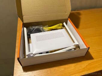 📶 Výkonný WiFi router UPLINK GP542R – 4x LAN, 2.4 + 5 GHz - 2