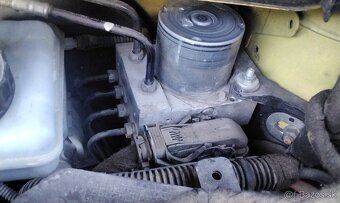 predám ABS, MOTOR OPEL CORSA D 1.2 2012 A12XER, prevodovka a - 2