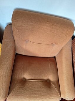 Kreslo, gauč, pohovka, posteľ - 2