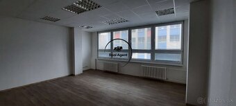 Na prenájom reprezentatívna kancelária v centre Košíc - 2