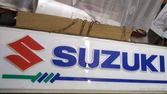 Plastová tabuľa SUZUKI - 2